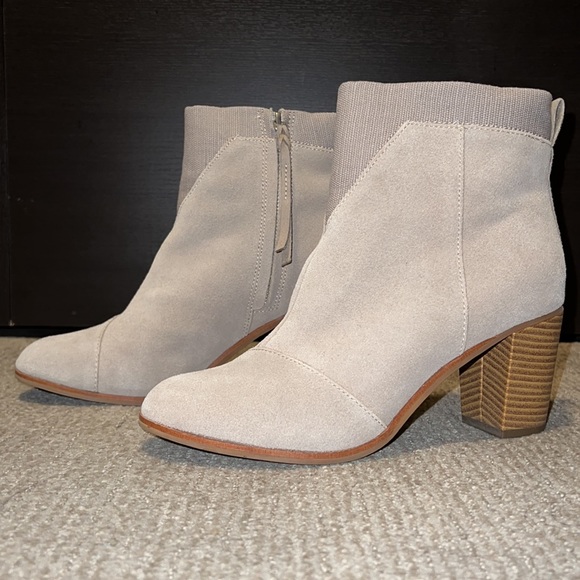 Toms Lunata (Block Heel) Bootie size 9.5 Tan Brown - Picture 8 of 9